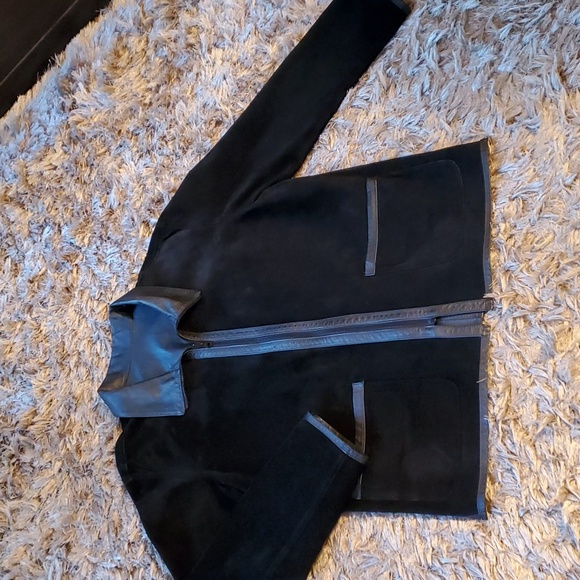 Vintage reversible black leather and suede coat - Picture 4 of 14